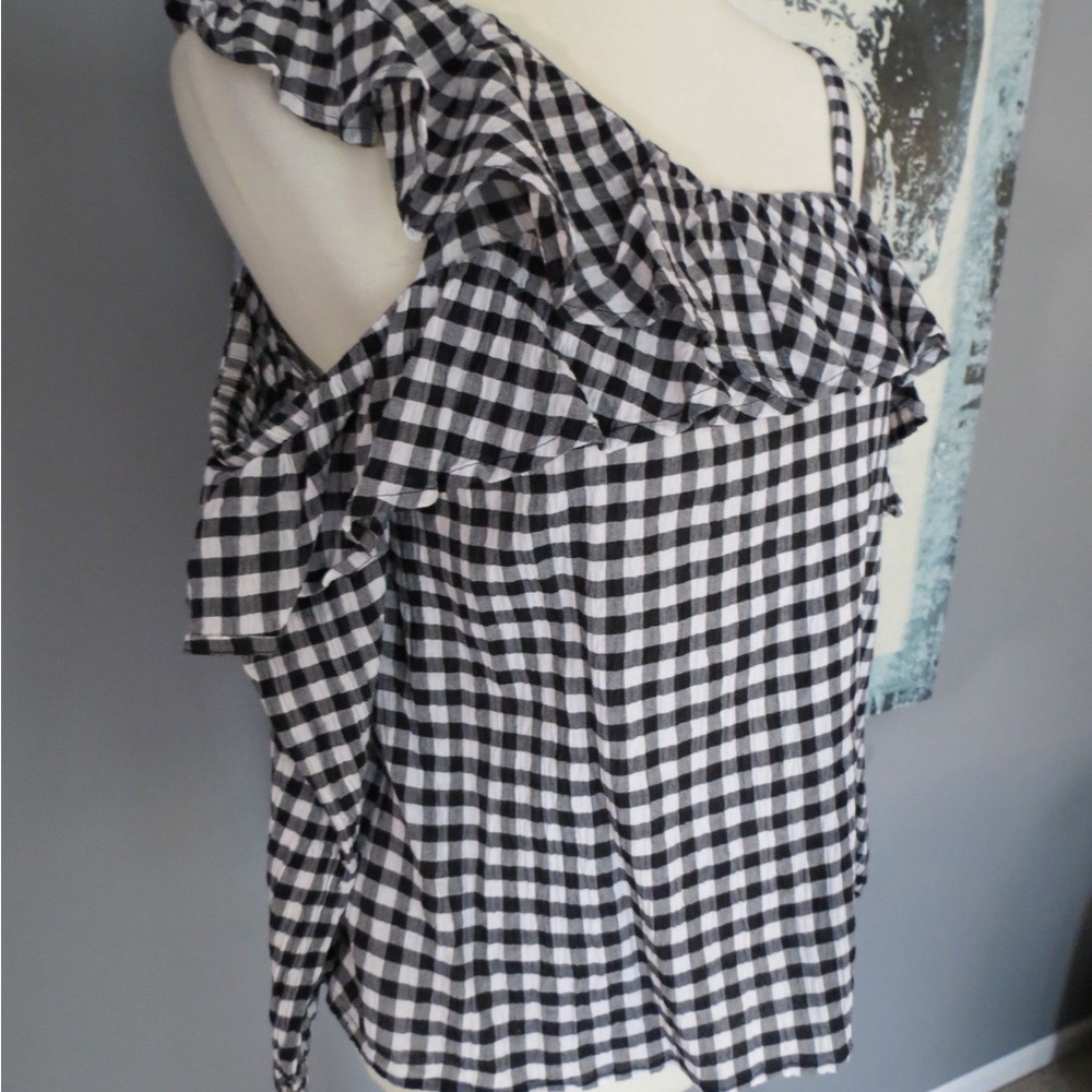 Express Cold Shoulder Gingham Ruffle Blouse - Picture 3 of 5